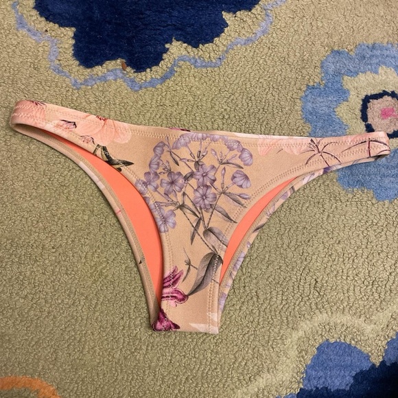 triangl bikini bottoms - Picture 1 of 4